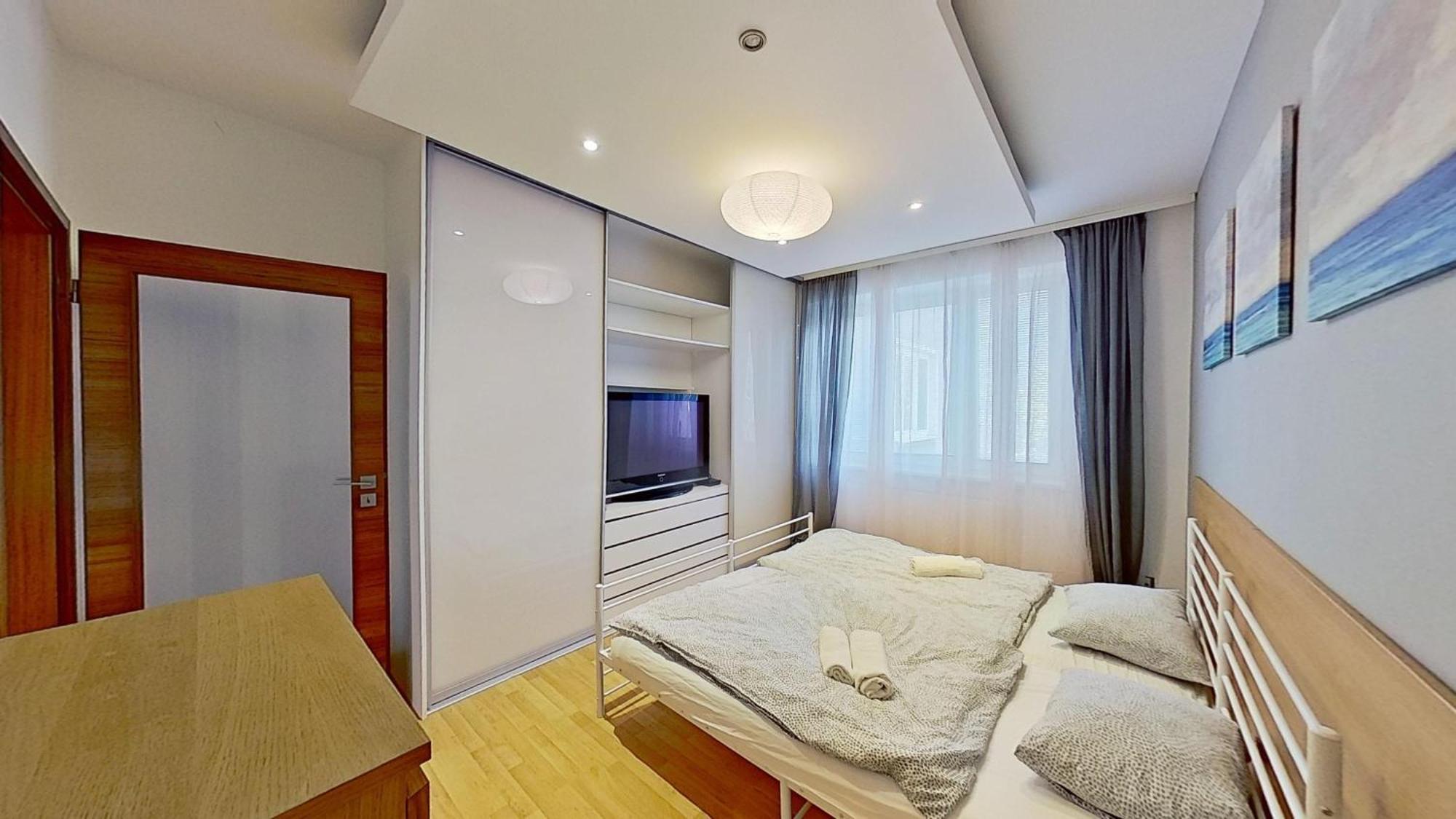2Br Apt With Free Garage Parking, Close To The Historic Centre 布拉迪斯拉发 外观 照片
