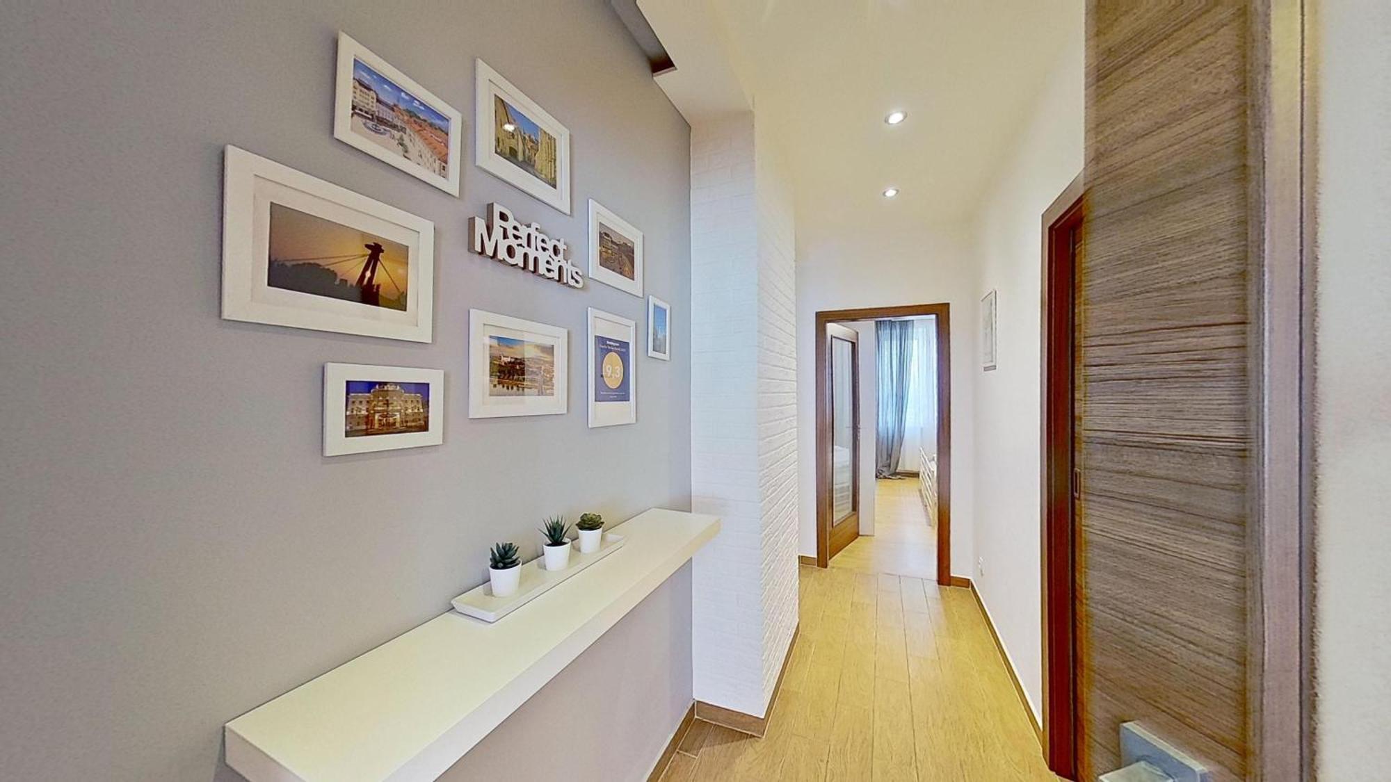 2Br Apt With Free Garage Parking, Close To The Historic Centre 布拉迪斯拉发 外观 照片